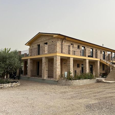 Ll Crinale Village Colli del Tronto Bagian luar foto
